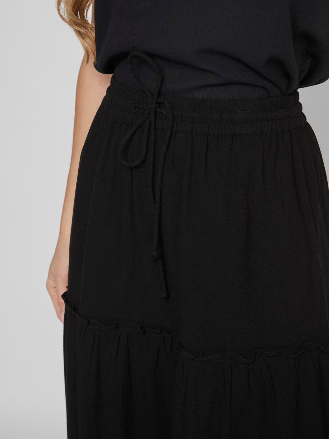 VIANLA Long Skirt - Black Beauty