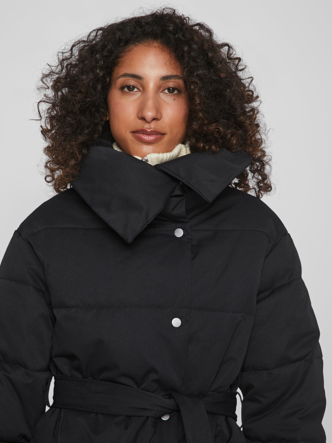VISULITANA Coat - Black